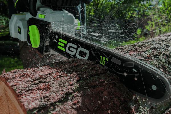 How to safely use a chainsaw in your garden